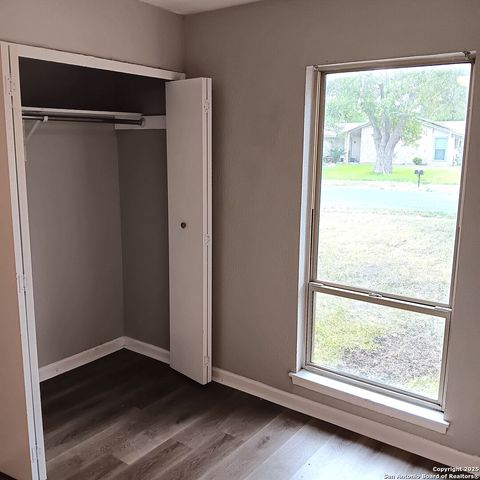 5310 Shadow Lake, San Antonio, TX 78244