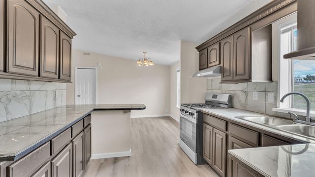 16 Quail Run E, Edgewood, NM 87015