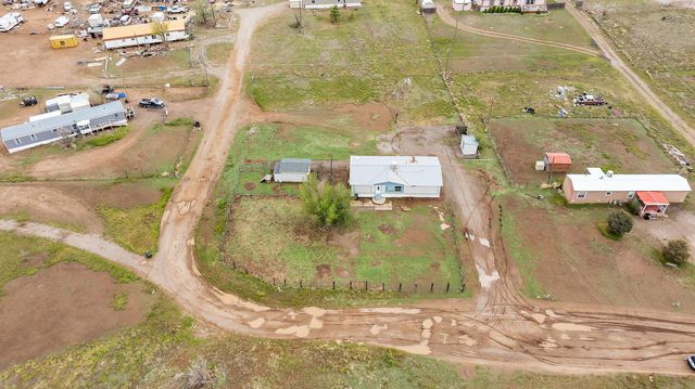 16 Quail Run E, Edgewood, NM 87015