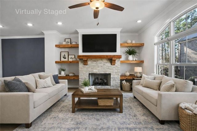 7950 Laurel Creek Drive, Suwanee, GA 30024