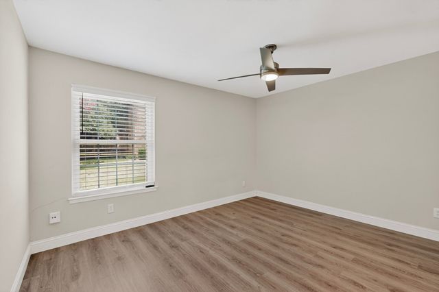 5335 Bent Tree Forest Drive 192, Dallas, TX 75248