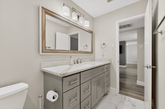 5335 Bent Tree Forest Drive 192, Dallas, TX 75248