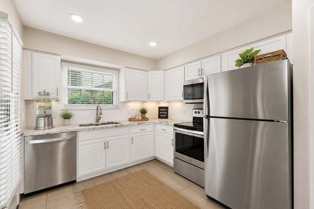 5335 Bent Tree Forest Drive 192, Dallas, TX 75248