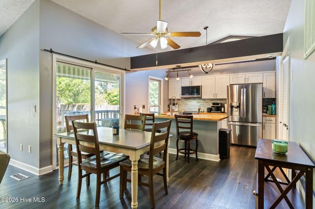 451 N Crestwood Drive, Wilmington, NC 28405