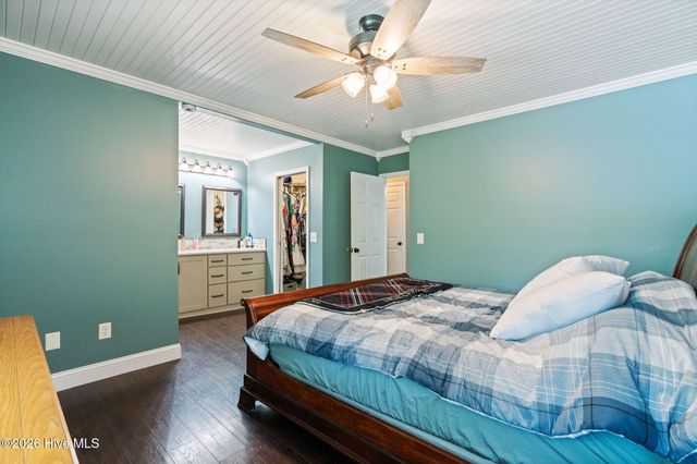 451 N Crestwood Drive, Wilmington, NC 28405