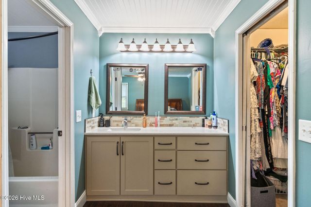 451 N Crestwood Drive, Wilmington, NC 28405