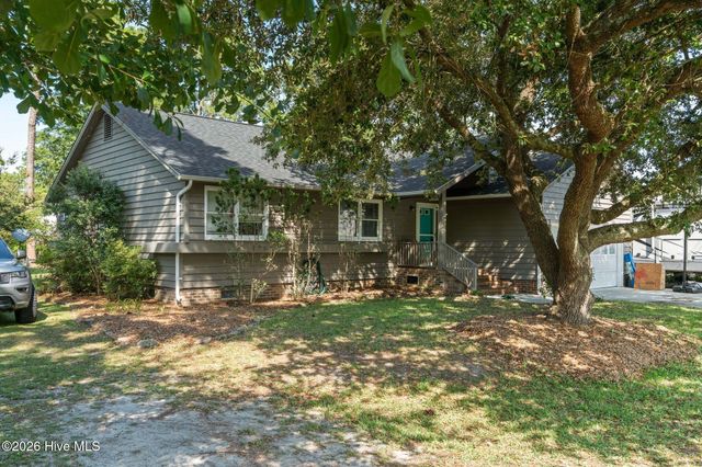 451 N Crestwood Drive, Wilmington, NC 28405