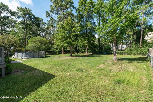 451 N Crestwood Drive, Wilmington, NC 28405