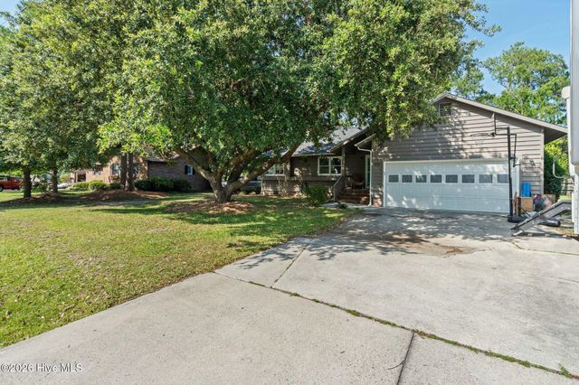 451 N Crestwood Drive, Wilmington, NC 28405