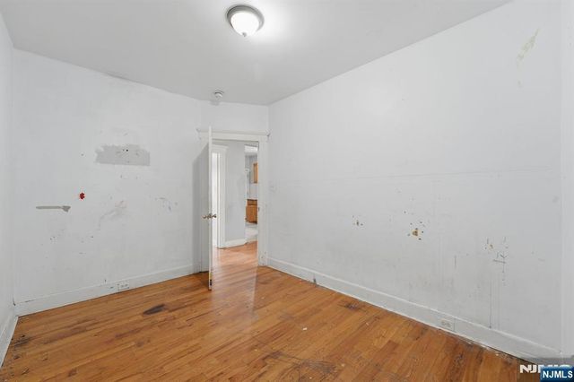 74 Hamilton Street, East Orange, NJ 07017
