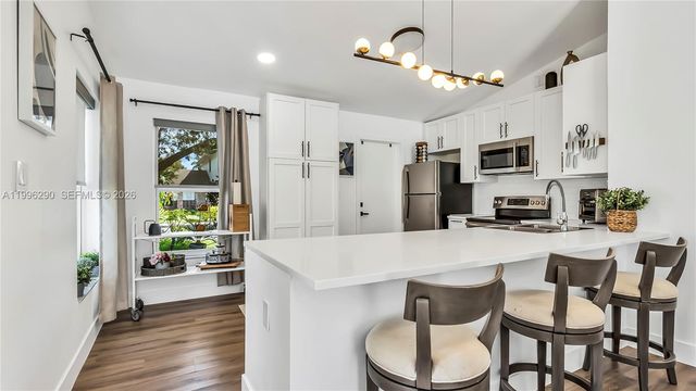 651 Shiloh Ter 651, Davie, FL 33325