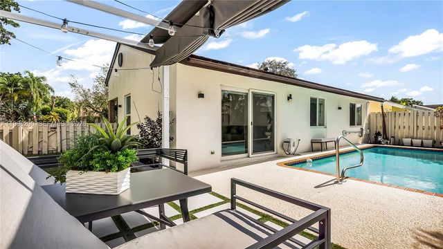 651 Shiloh Ter 651, Davie, FL 33325