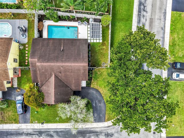 651 Shiloh Ter 651, Davie, FL 33325