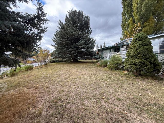 4000 Round Lake Road SPC 98, Klamath Falls, OR 97601