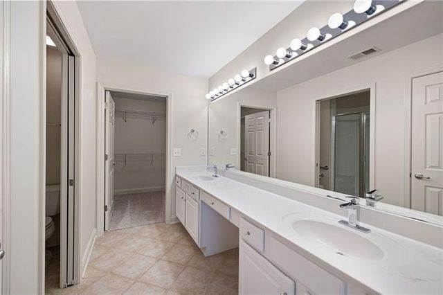 5276 Stone Village Circle 8, Kennesaw, GA 30152