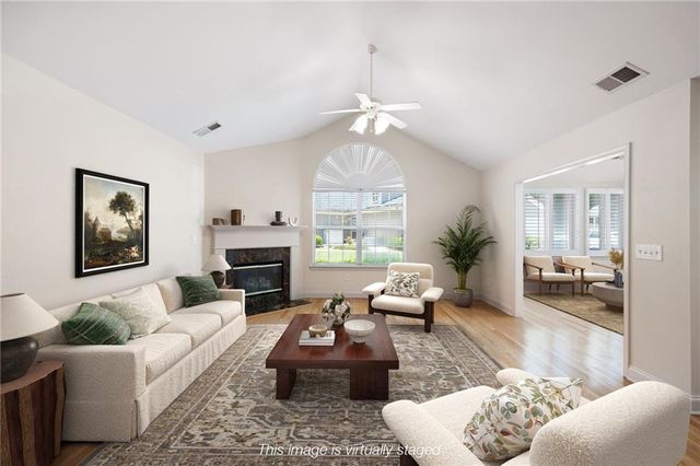 5276 Stone Village Circle 8, Kennesaw, GA 30152