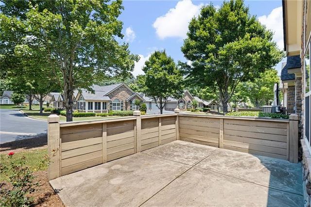 5276 Stone Village Circle 8, Kennesaw, GA 30152