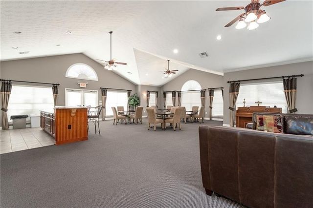 5276 Stone Village Circle 8, Kennesaw, GA 30152