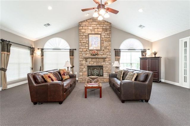 5276 Stone Village Circle 8, Kennesaw, GA 30152