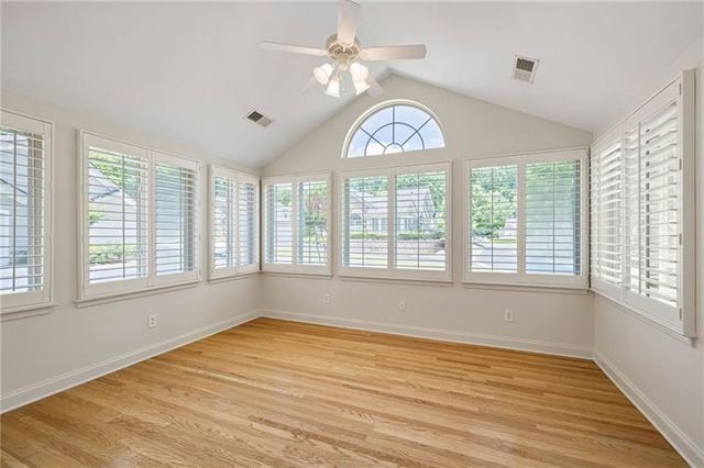 5276 Stone Village Circle 8, Kennesaw, GA 30152