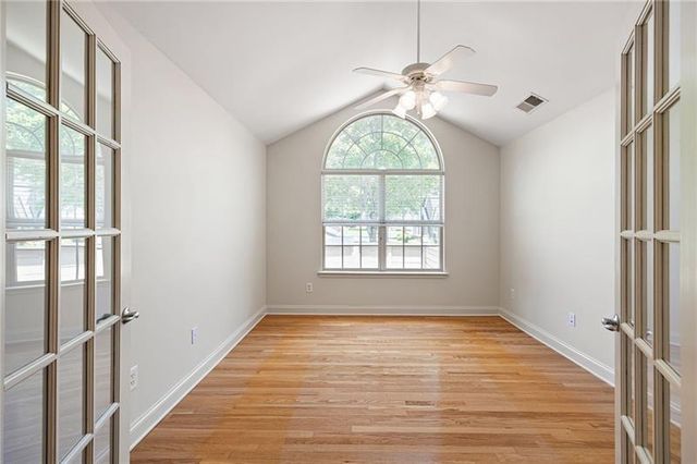 5276 Stone Village Circle 8, Kennesaw, GA 30152