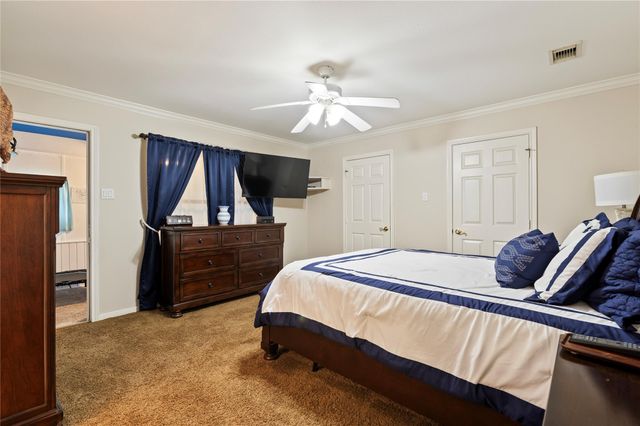 2517 Avenue L, Santa Fe, TX 77510