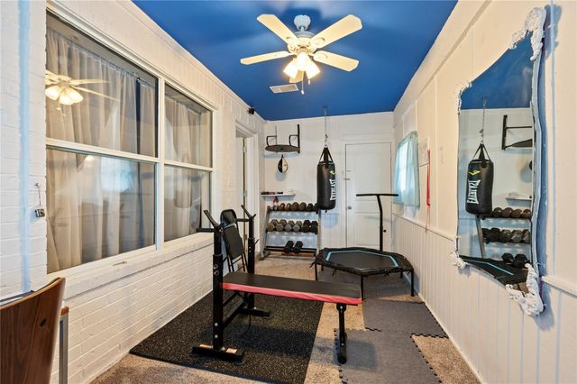 2517 Avenue L, Santa Fe, TX 77510