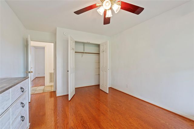 2517 Avenue L, Santa Fe, TX 77510