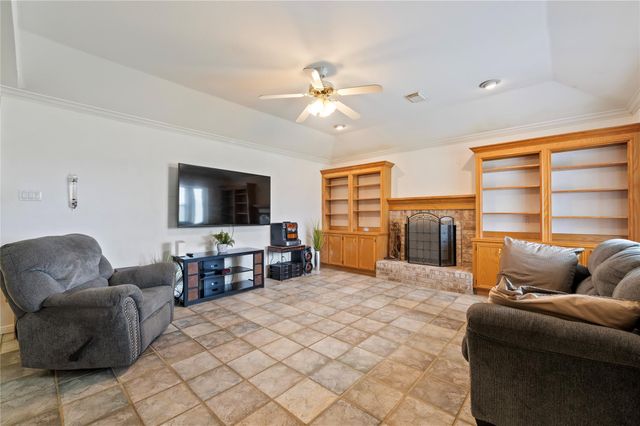 2517 Avenue L, Santa Fe, TX 77510