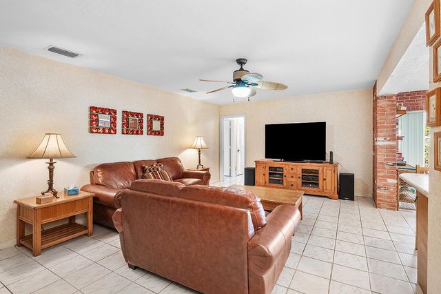 3163 NE 8th Avenue, Boca Raton, FL 33431