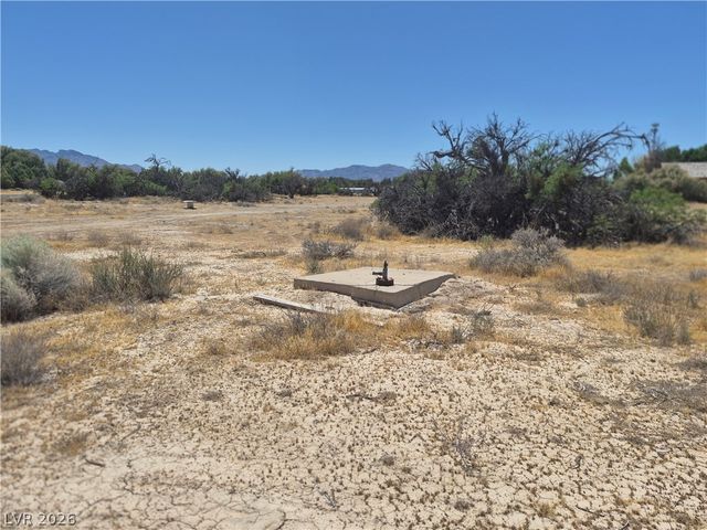 1820 West Basin Avenue, Pahrump, NV 89060