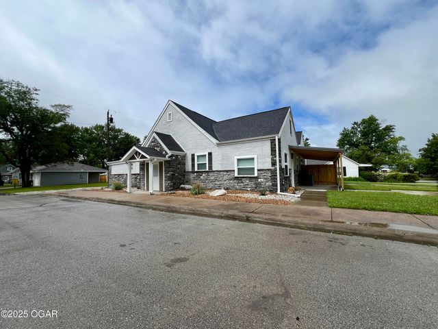 204 Webb Street, Duenweg, MO 64841