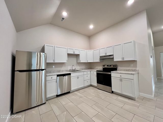 204 Webb Street, Duenweg, MO 64841