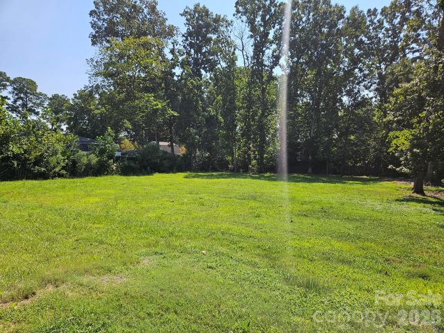 216 Matthews Township Parkway, Matthews, NC 28105