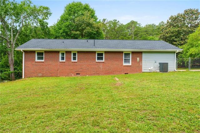 1745 NW Rockbridge Road, Conyers, GA 30012