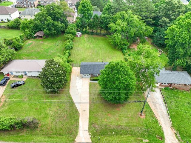 1745 NW Rockbridge Road, Conyers, GA 30012
