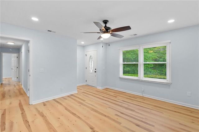 1745 NW Rockbridge Road, Conyers, GA 30012