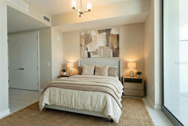 400 CENTRAL AVENUE 1008, St Petersburg, FL 33701