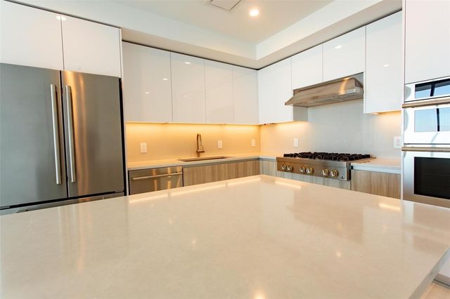 400 CENTRAL AVENUE 1008, St Petersburg, FL 33701