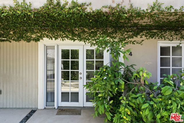 804 Westmount Drive, West Hollywood, CA 90069