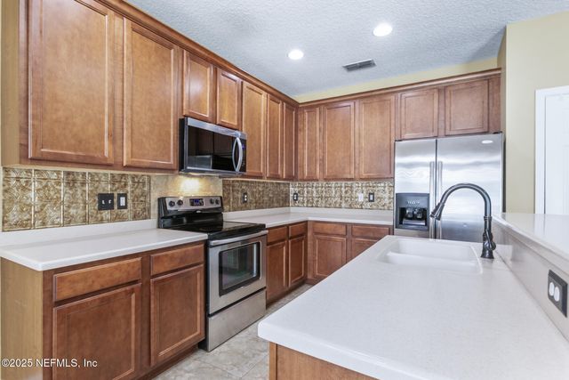 2500 W CAPARINA Drive, St. Augustine, FL 32092