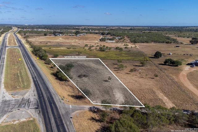 23 Duncan Rd, Leming, TX 78064