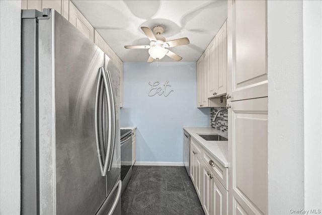 42 Richmond Boulevard 3A, Ronkonkoma, NY 11779