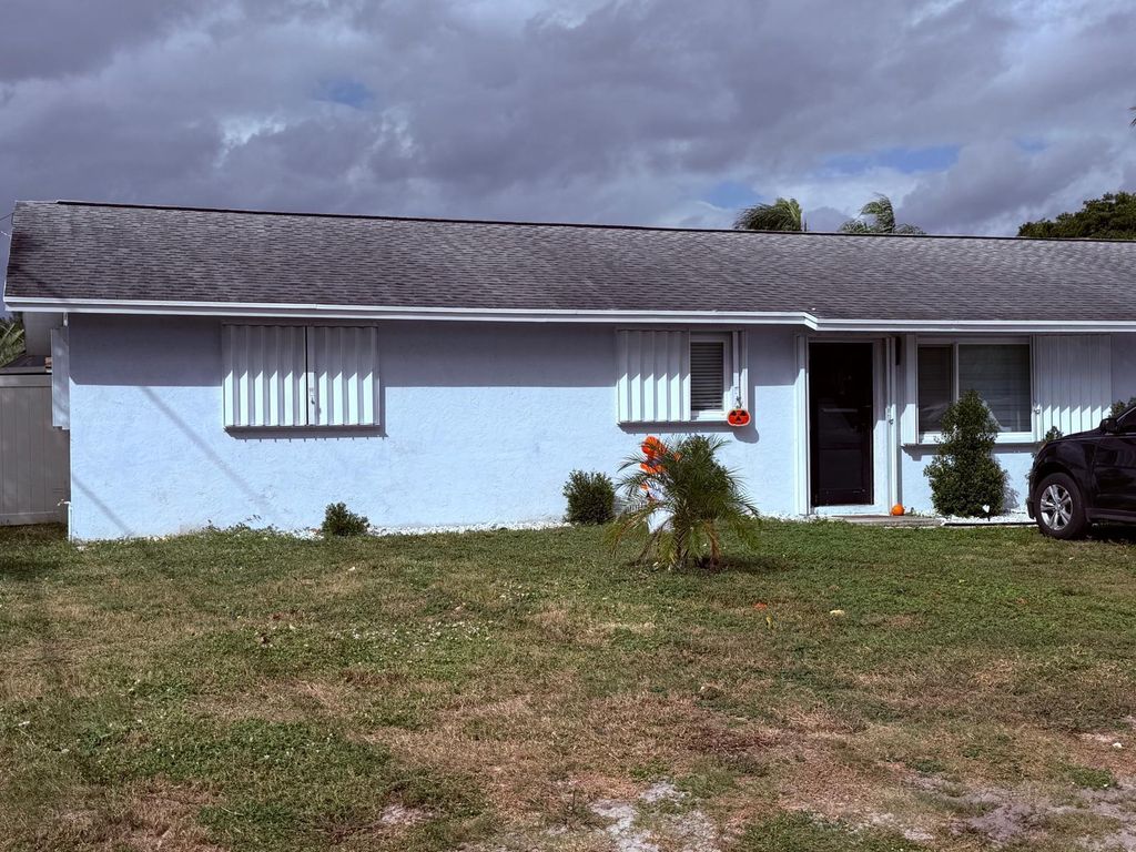6817 Florida, Lake Worth, FL 33462