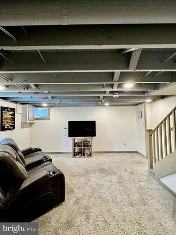 2500 LOYOLA SOUTHWAY, Baltimore, MD 21215