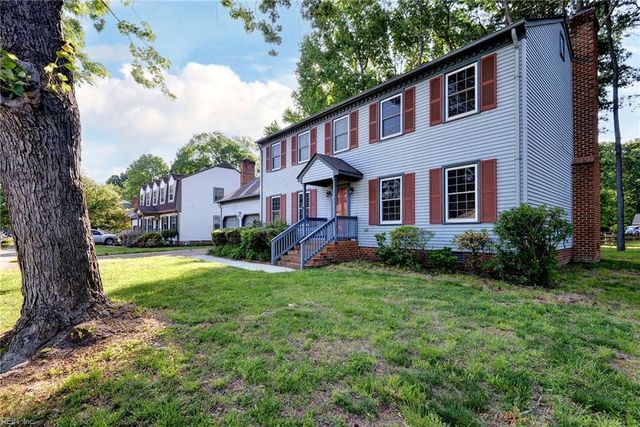 202 Admiral CT, Hampton, VA 23669