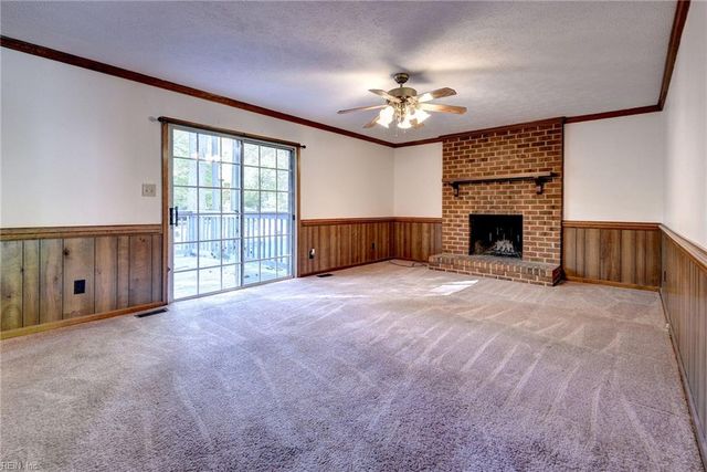202 Admiral CT, Hampton, VA 23669