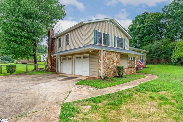 1206 Three Bridges Road, Easley, SC 29642