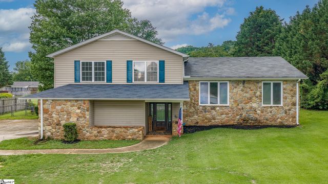 1206 Three Bridges Road, Easley, SC 29642