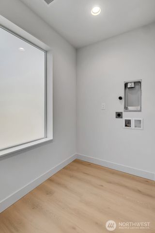 4405 S Holly Street, Seattle, WA 98118